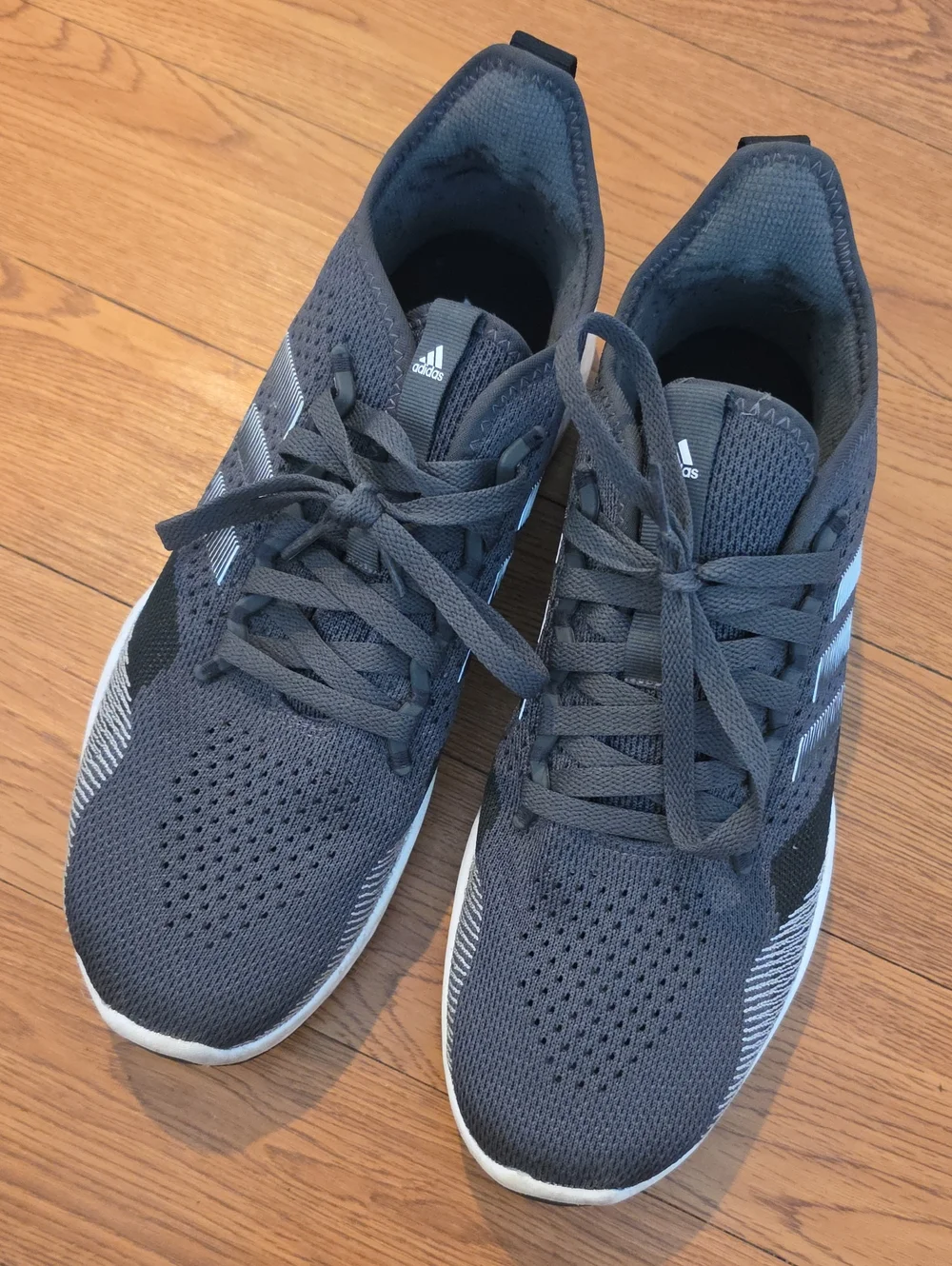 adidas Men’s Dark Gray Knit Athletic Shoes with White Accents